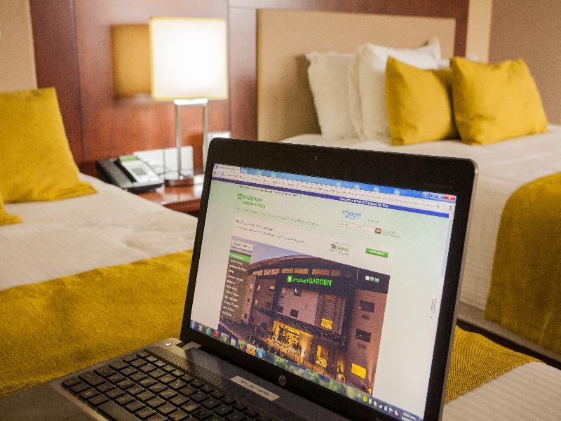 فندق ويندهام جاردن سان خوسيه إسكازو سان هوزيه المظهر الخارجي الصورة